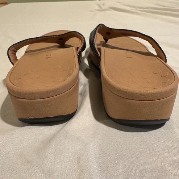 Vionic Pilar black toe post platform flip flop sandals Women’s 11M arch support - Picture 3 of 8